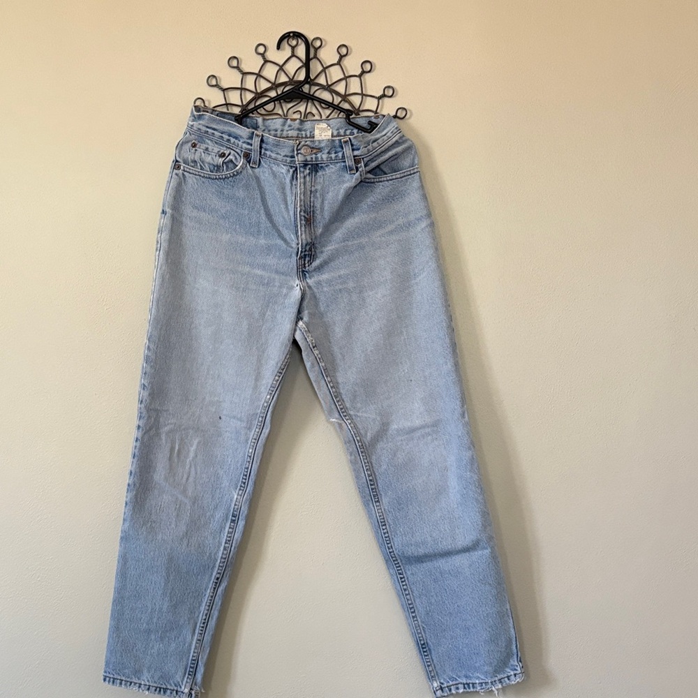 Vintage Levi’s Women’s 550 Jeans